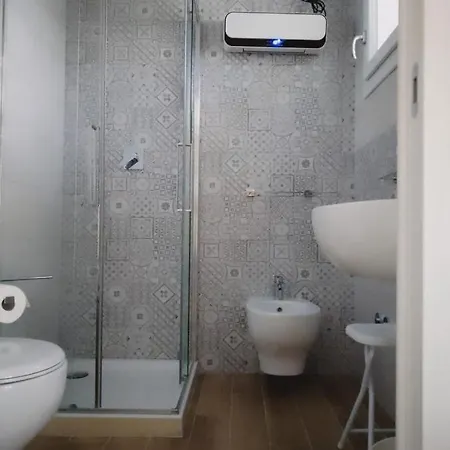 Salsedine E Girasoli 3* Civitanova Marche